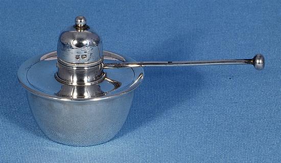 A silver kettle on stand, Height 11 ½”/290mm Width: 9”/230mm Weight 42.8oz/1213g.